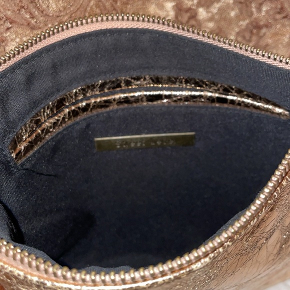 Street Level Gold Metallic Wristlet Clutch or make-up Pouch. - Picture 2 of 4